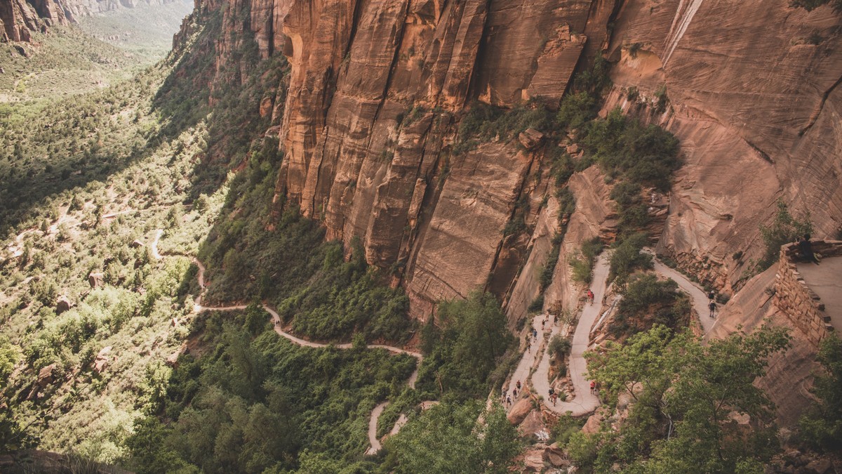 what-is-a-switchback-in-hiking-all-you-need-to-know